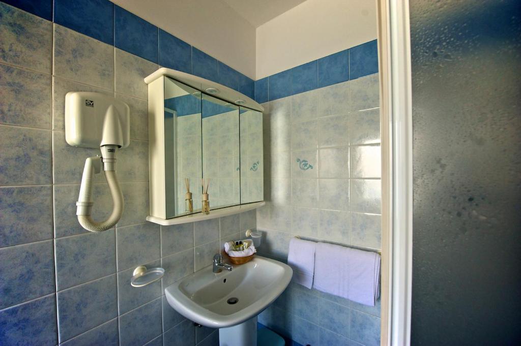 Hotel La Bussola Múggia Kamer foto